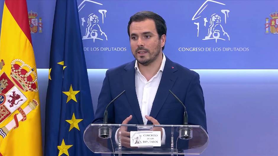 Garzón (IU) le dice al Rey que "todavía hay tiempo"
