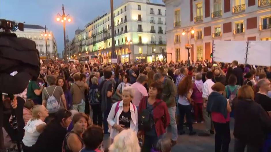 Concentraciones feministas con la violencia de género en una veintena de ciudades españolas