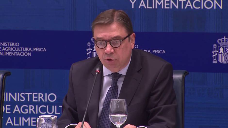 Planas califica de "inaceptable" la imposición de aranceles de Trump