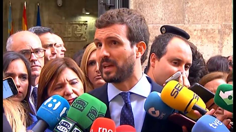 Casado pide explicaciones a Sánchez por la supuesta "compra de votos" en Huévar