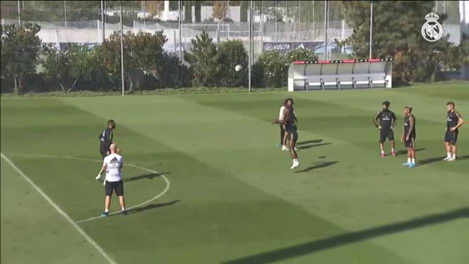 Los lesionados Kroos y Mendy siguen entrenándose en solitario