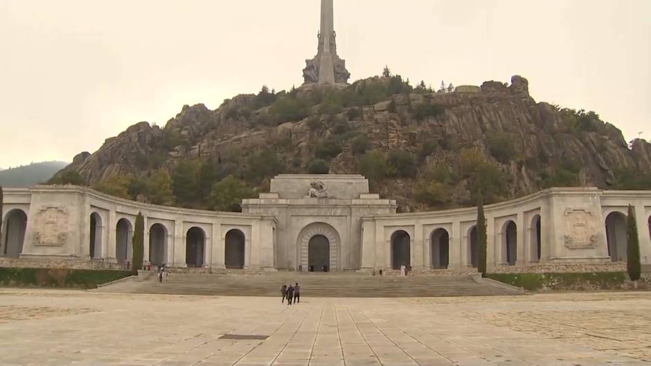 El Valle de los Caídos reabre al público tras la exhumación