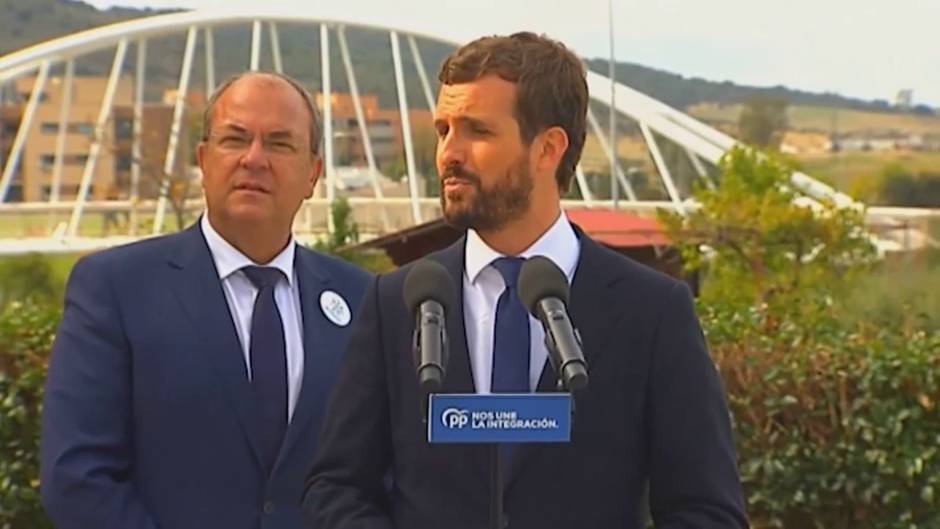 Casado se alegra que Sánchez esté bien tras su incidente en avión