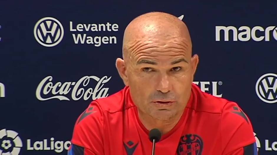 Paco López: "Por trabajo, fe, compromiso y con la ayuda de los 22.000 aficionados, este equipo es capaz de todo"