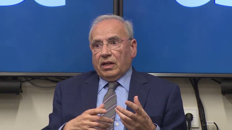 Alfonso Guerra considera que Podemos "no son demócratas"