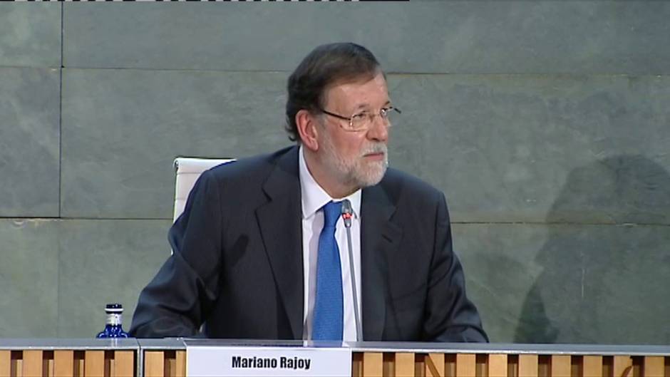 Rajoy: "Un presidente no puede ser frívolo ni hacer caso a doctrinarios"