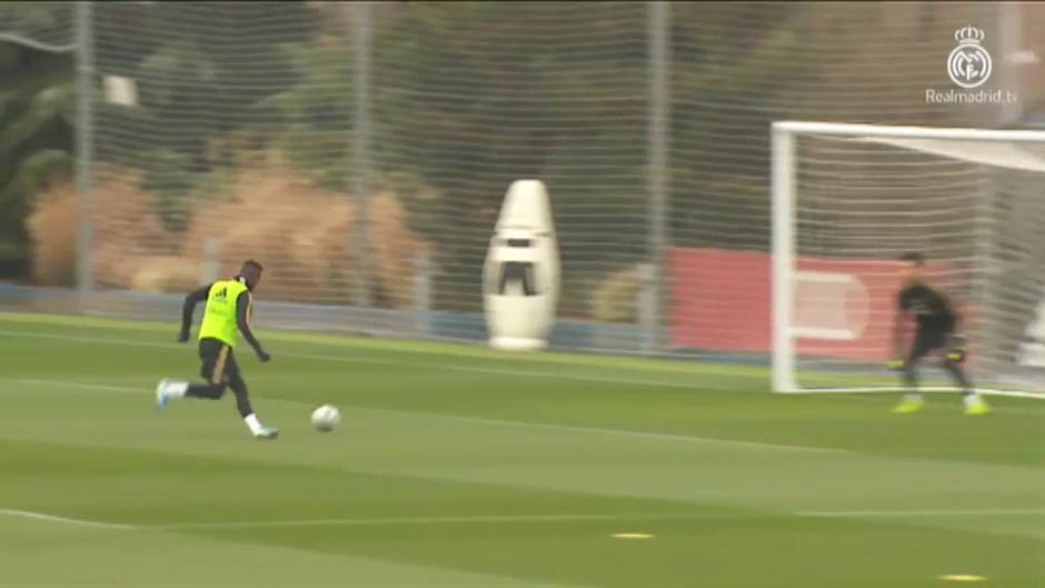 Vuelta a los entrenamientos en el Real Madrid tras el Clásico