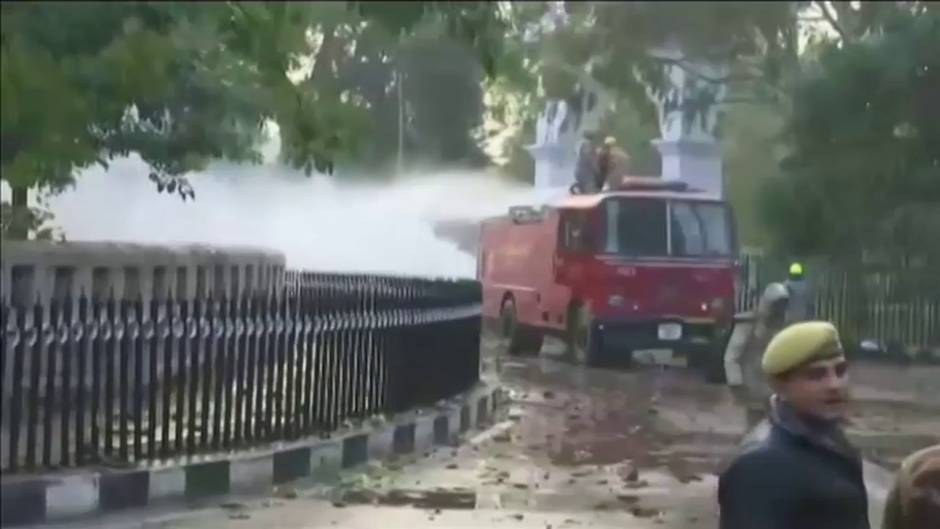 Continúan las protestas en la India contra la ley de ciudadanía