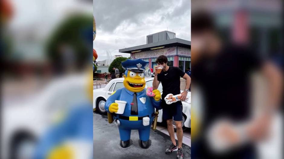 Andrea Duro y Juan Betancourt disfrutan del parque Universal Studios