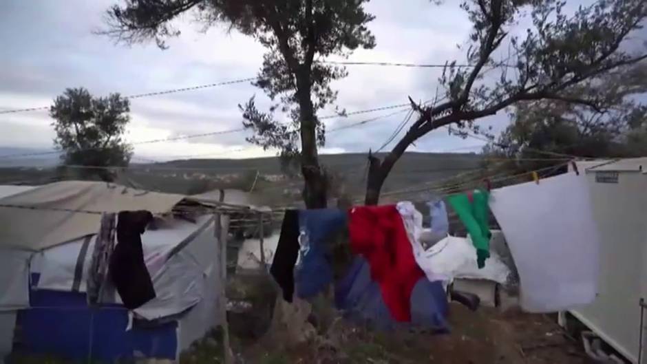 Decenas de refugiados protestan en Grecia por las condiciones en las que viven