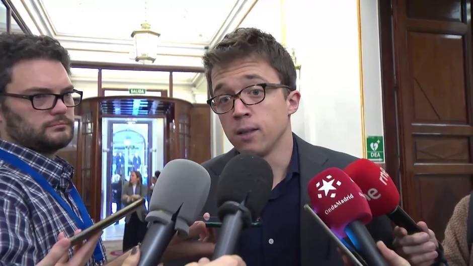 Errejón vuelve al Congreso para la primera votación de investidura