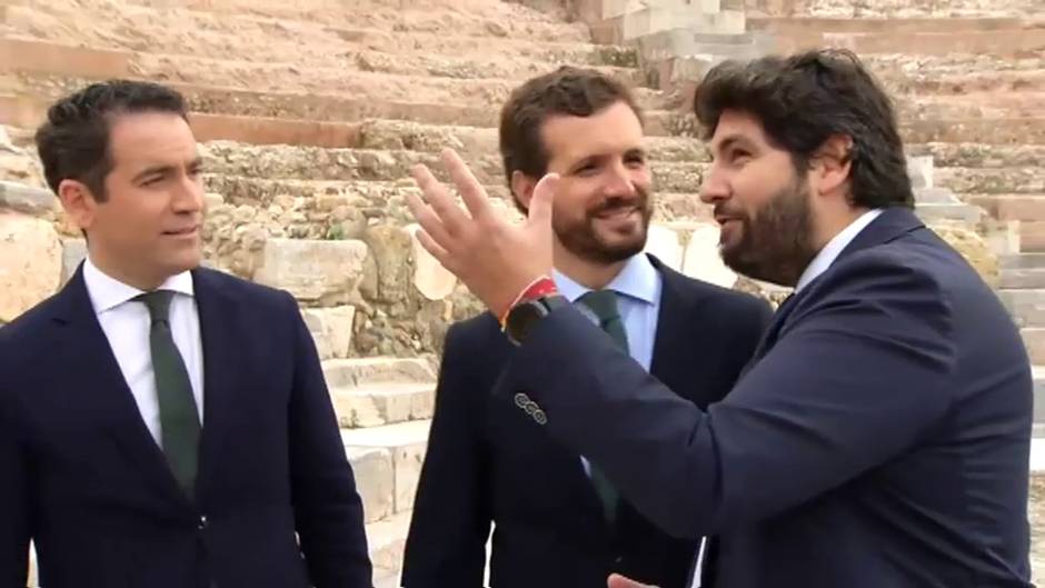 El Gobierno envía un requerimiento al ejecutivo de Murcia para que retire el "pin parental"