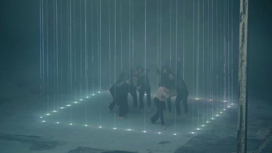 BTS regresan a lo grande con la hipnótica 'Black swan'