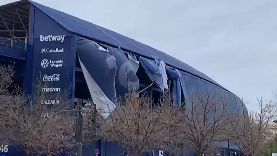 El estadio del Levante sufre los efectos de la borrasca Gloria