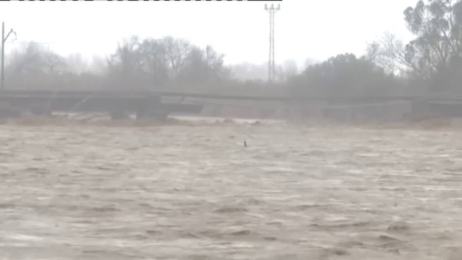 El río Tordera deja incomunicadas varias localidades de Gerona