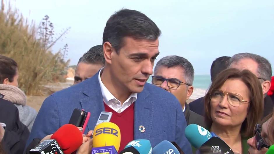 Sánchez respalda a Ábalos por "evitar una crisis diplomática"