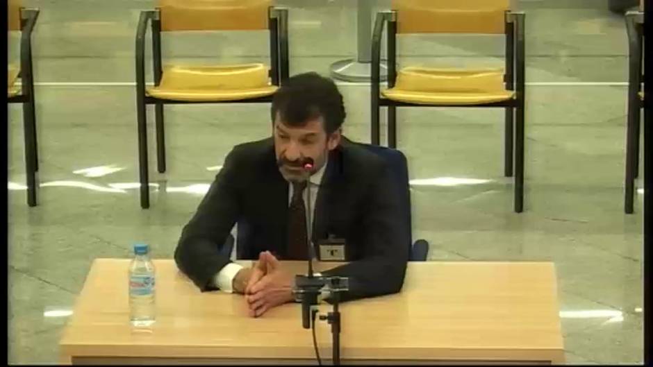 Ferrán López bromea con los cortes de carretera en torno al 1-0: "En Cataluña eran un deporte nacional"