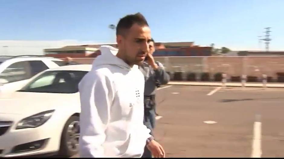 Alcácer llega a la ciudad deportiva del Villarreal