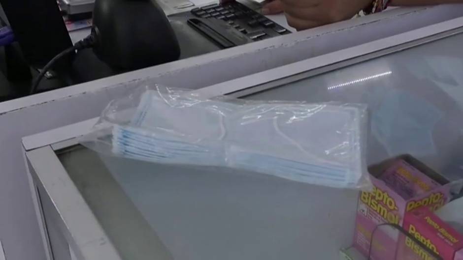 Los mexicanos se lanzan a la compra de mascarillas y geles tras el primer positivo por Coronavirus