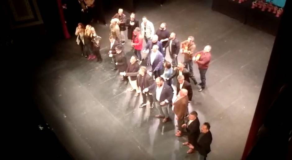 Merche canta con Antonio Martín la presentación de 'Caleta' en los Antifaces de Oro 2020