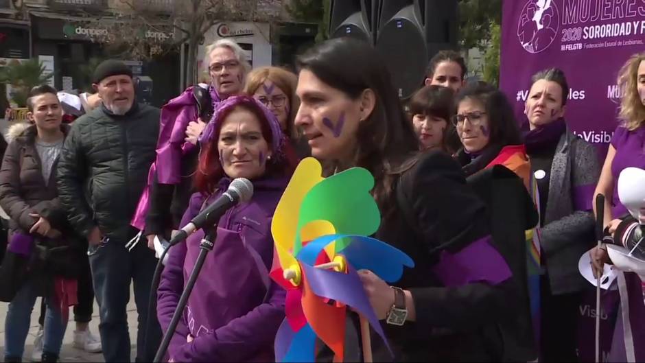 Concentración de la FELGTB en la Plaza de Pedro Zerolo de Madrid