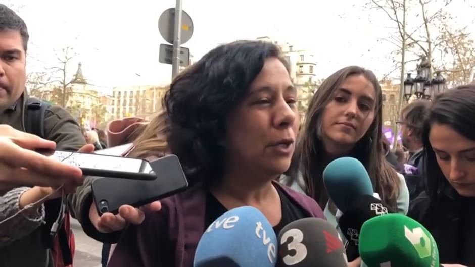 Segovia dice que el movimiento feminista "también interpela al sistema económico"