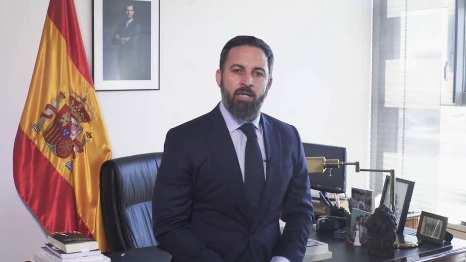 Abascal acusa al Gobierno de solo tener tiempo para cerrar el Parlamento