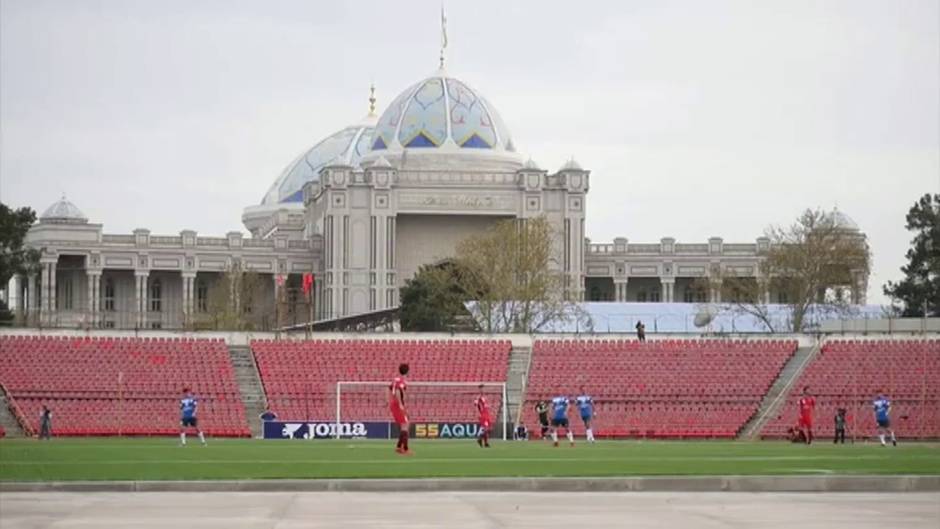 El fútbol sigue dando alegrías en Tayikistan a pesar de la amenaza del Covid-19