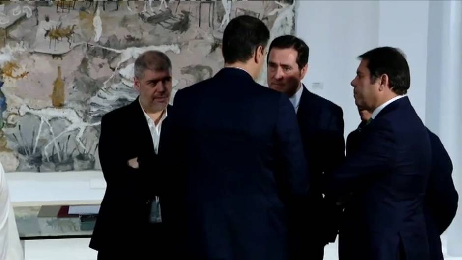 La CEOE niega haber negociado con Iglesias el Ingreso Mínimo Vital