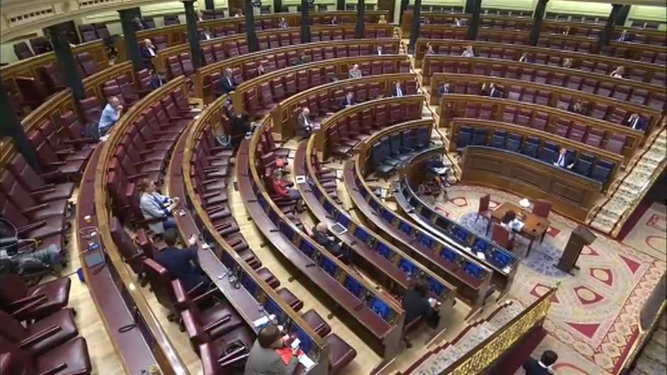 El Congreso prorroga el estado de alarma con duras críticas a la gestión del Gobierno