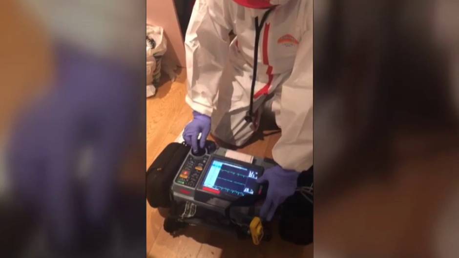 Así trabaja una UVI móvil del SUMMA112 durante la pandemia