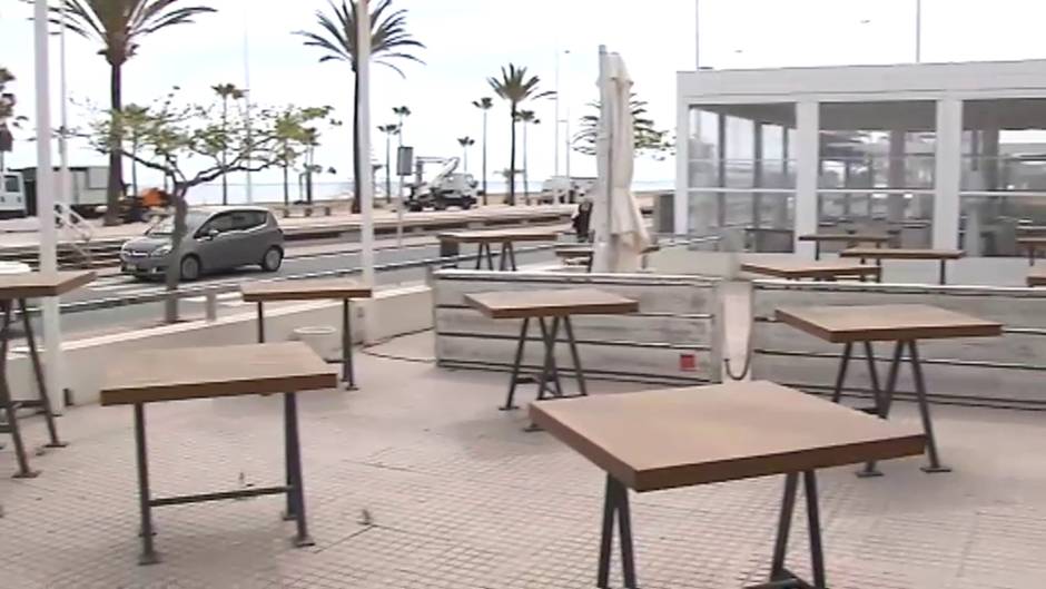 Bares y Restaurantes ofrecen comida para llevar