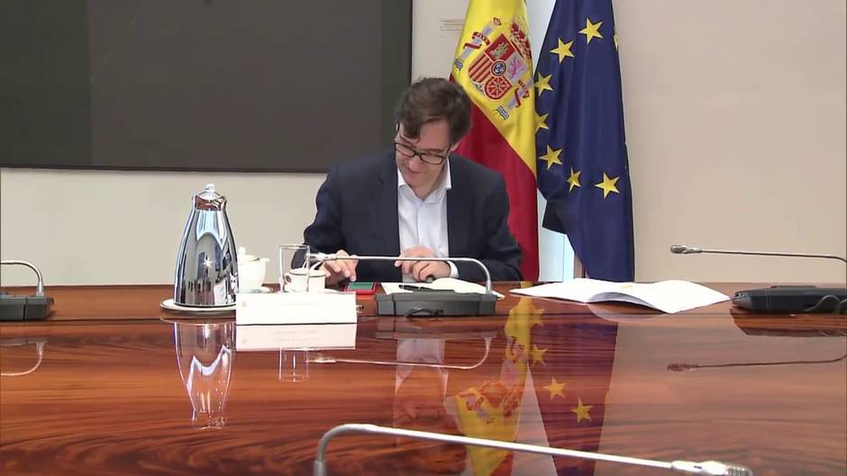 Pedro Sánchez preside la reunión del Comité Científico del COVID-19