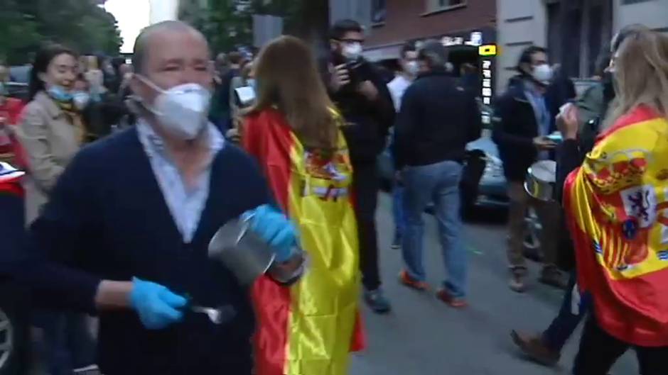 Nueva protesta contra el Gobierno en el madrileño barrio de Salamanca en pleno estado de alarma