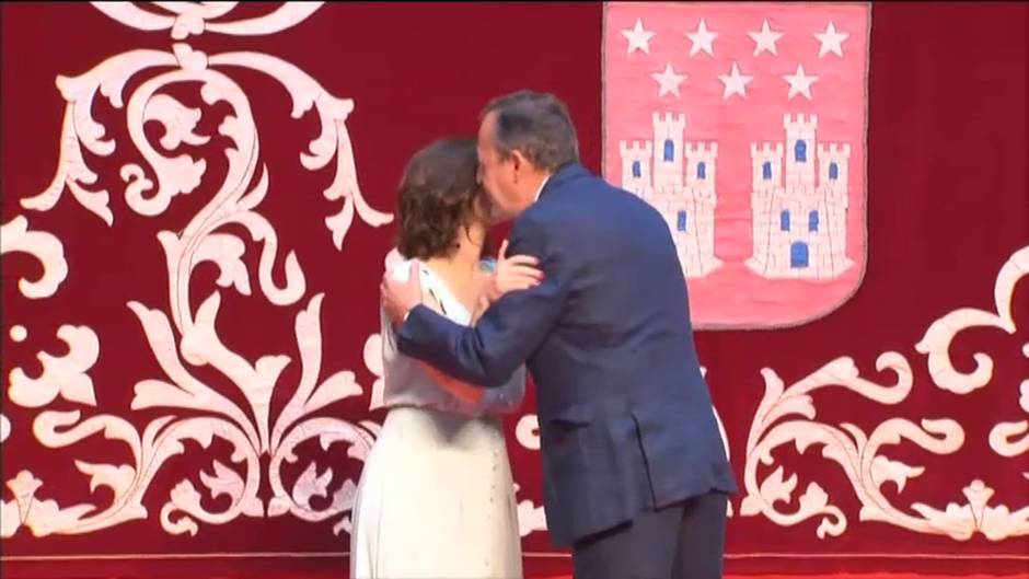 Ayuso abre una investigación por los contratos con la empresa Room Mates