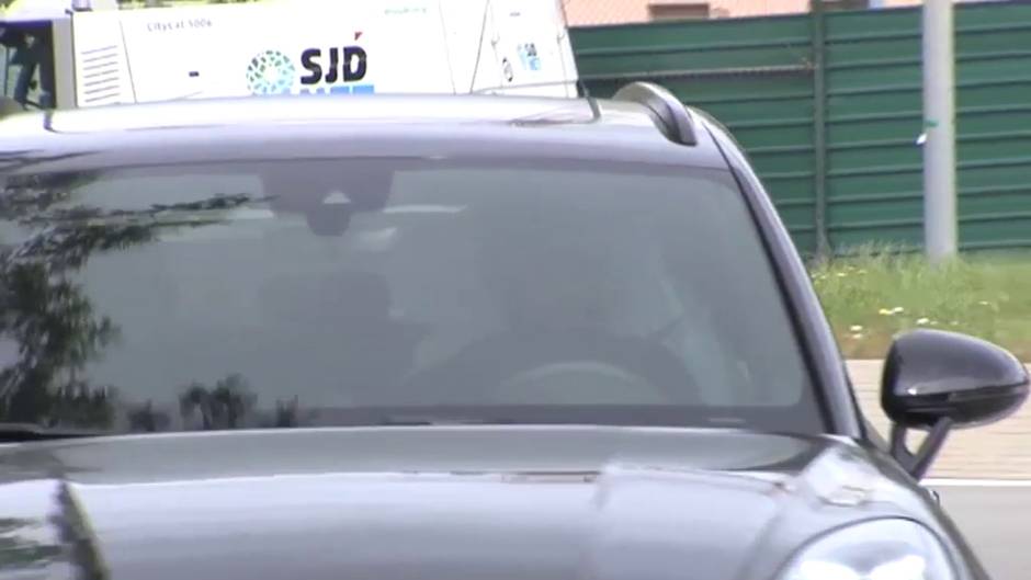 Umtiti llegó media tarde al entrenamiento del sábado y se lesionó