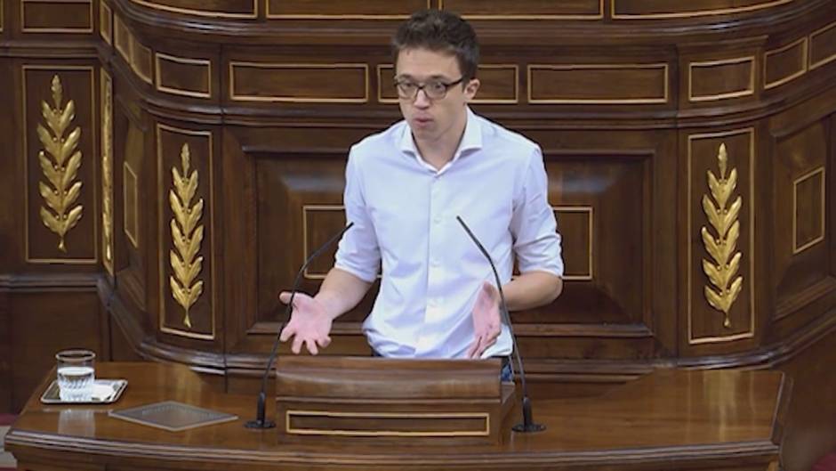 Errejón avisa de que el bloque de la investidura "se desvanece"