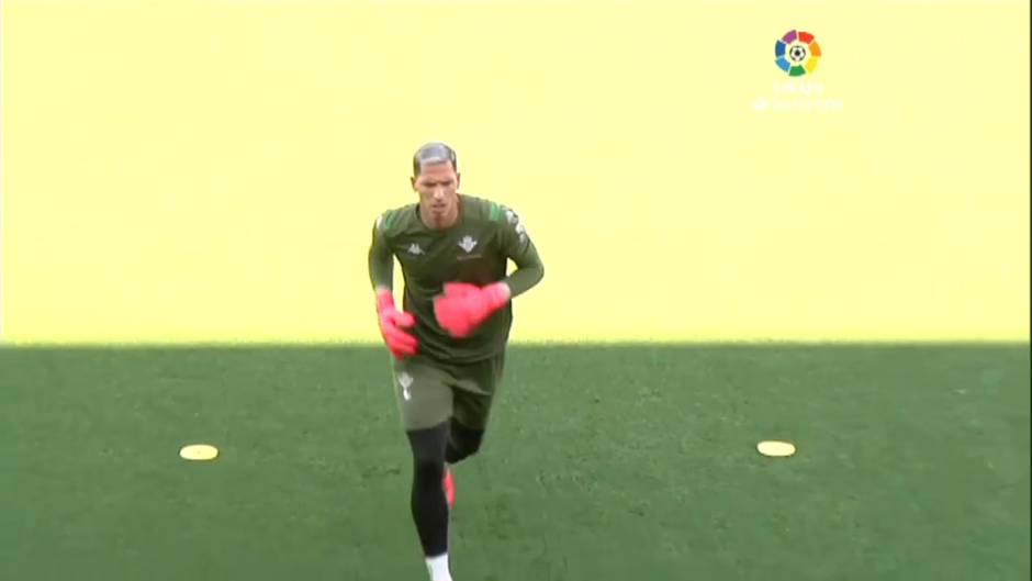 Joel Robles entrena con normalidad tras vencer al COVID- 19