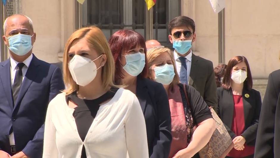 El Pleno del Senado arranca con un minuto de silencio