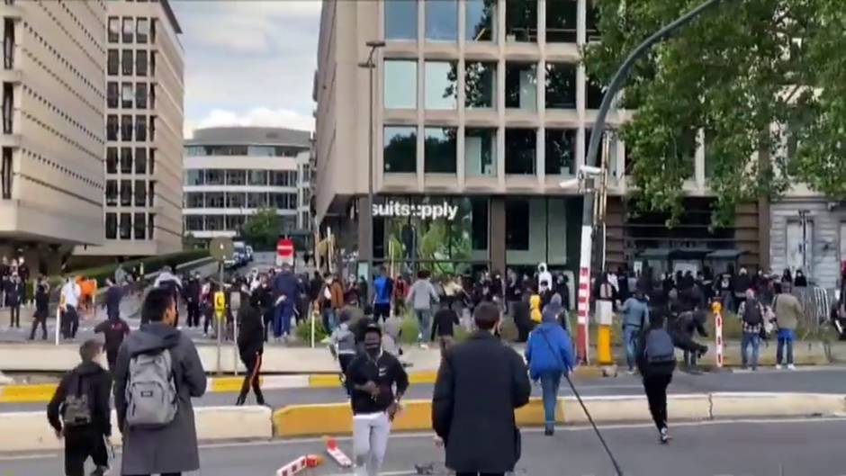 La manifestación antirracista de Bruselas por George Floyd acaba en enfrentamientos con la Policía belga