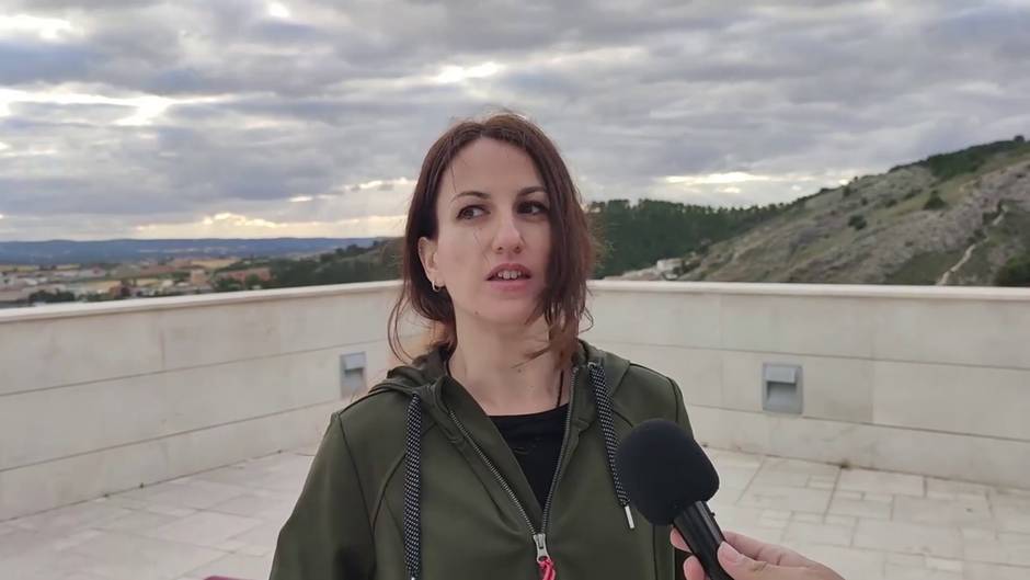 Casco Antiguo de Cuenca acoge clases de yoga con música en directo