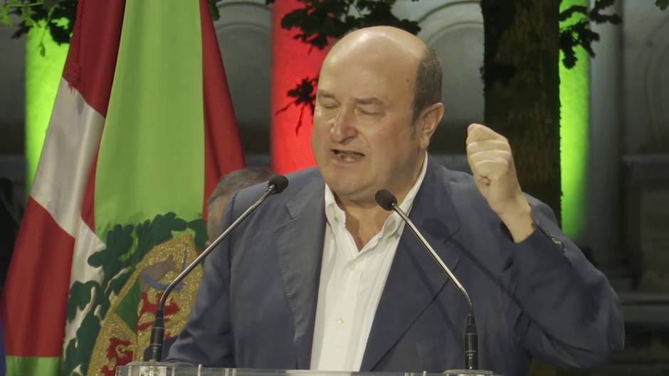 Ortuzar: "Necesitamos un Plan Nacional vasco de reconstrucción"