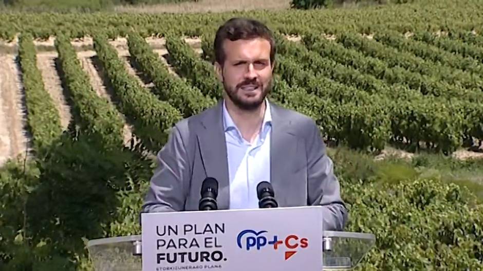 Casado sostiene que Sánchez "va a freír a impuestos" a la ciudadanía