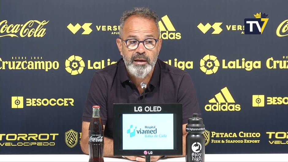 Álvaro Cervera en la previa del Cádiz vs Oviedo