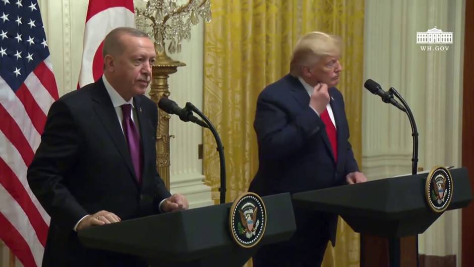 Turquía dice que Erdogan y Trump han acordado mantener "coordinación" para estabilizar Libia