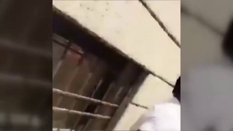 Escrache de un grupo de taurinos a la ministra de Trabajo en Toledo