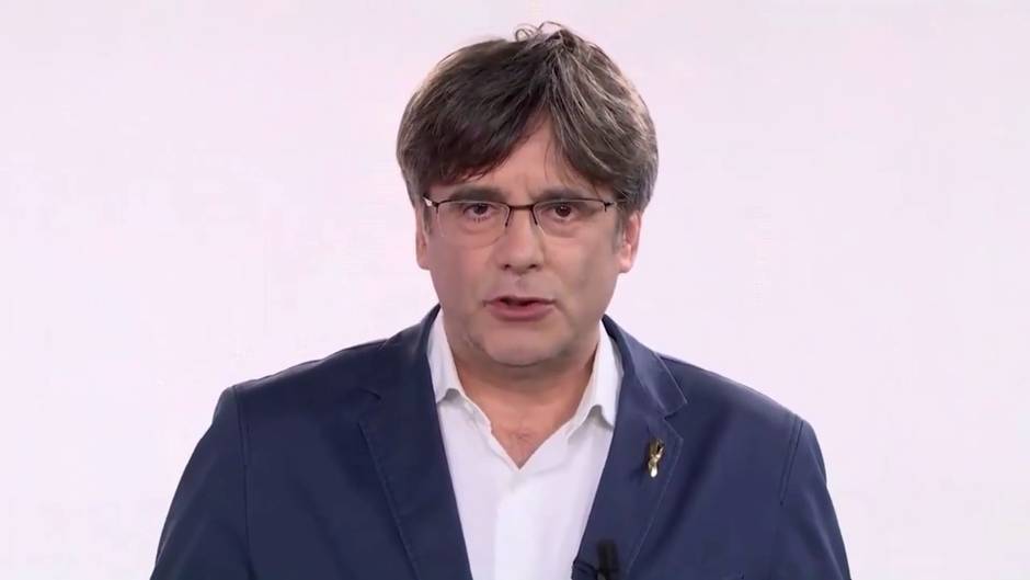 Puigdemont pide hacer de JxCat una "herramienta no excluyente"