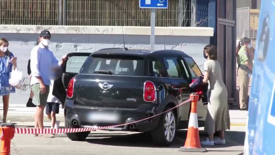 Sara Carbonero e Iker Casillas no se pierden el primer día de colegio de sus hijos