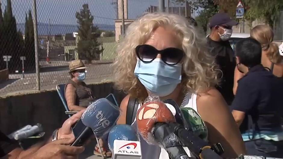 Los familiares de los mayores residentes en Liria exigen a la Generalitat valenciana actuar ya dentro de la residencia