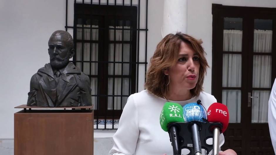 Susana Díaz critica la "dejadez" de la Junta en política de agua pese a su "importancia vital"